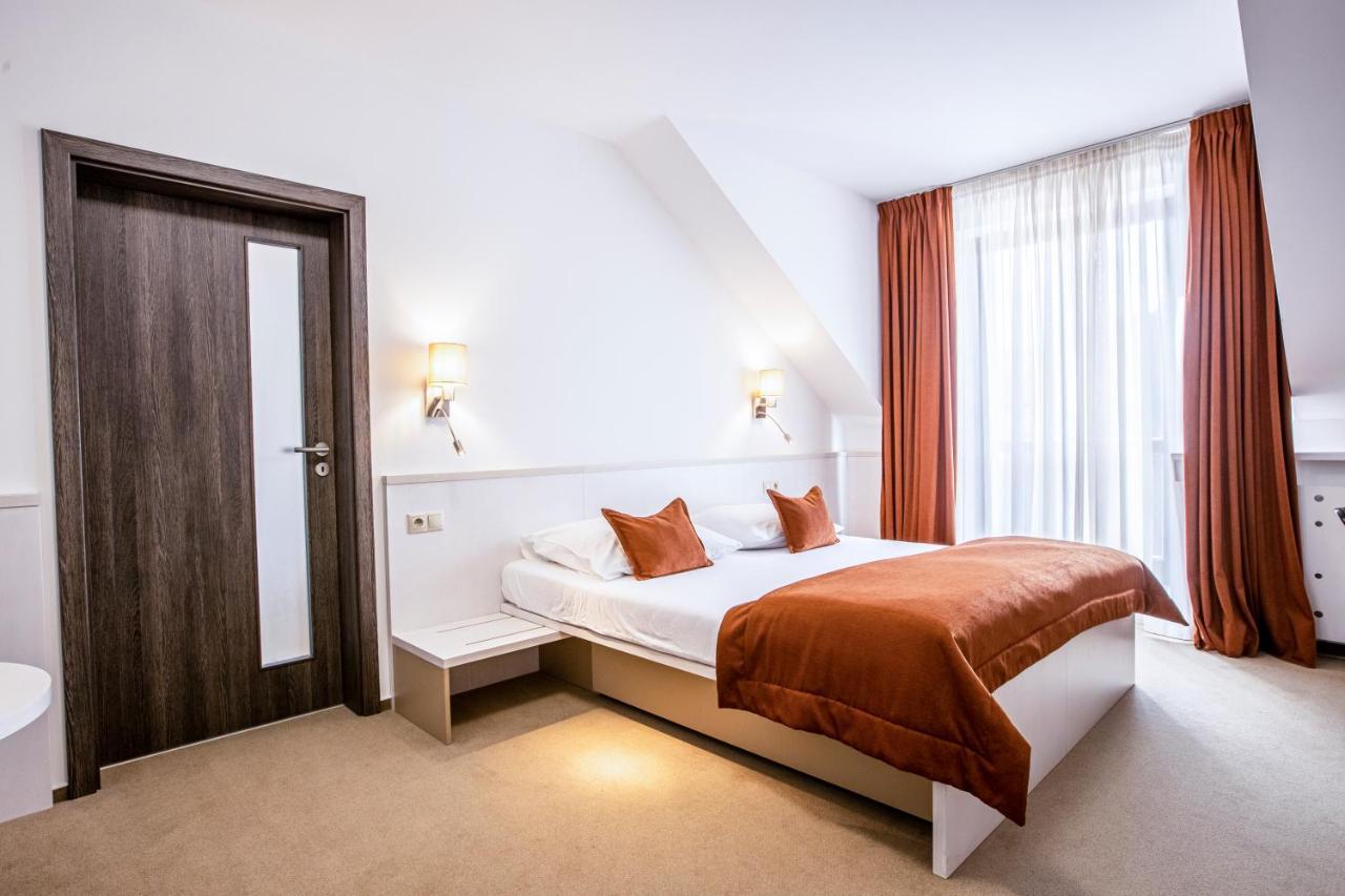 Hotel Olberg Olomucany Ngoại thất bức ảnh