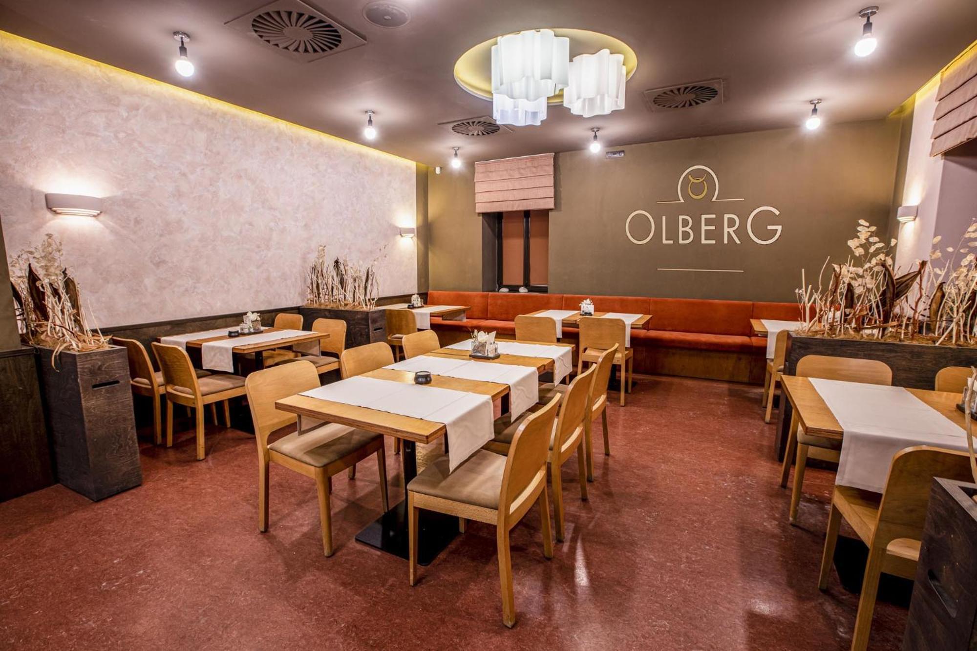 Hotel Olberg Olomucany Ngoại thất bức ảnh